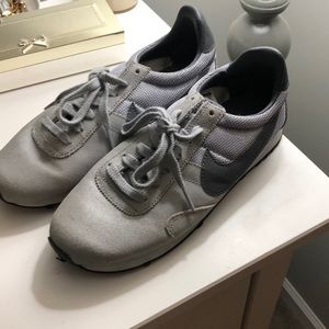 Nike Grey Sneakers Size 7.5